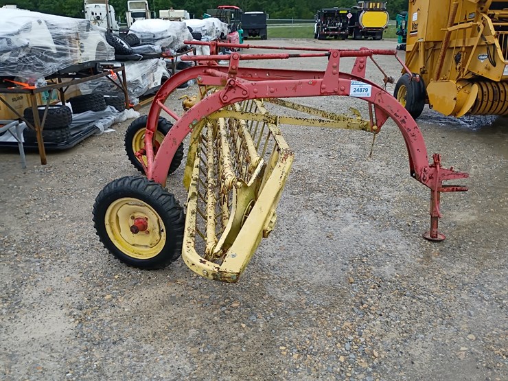 new-holland-256-image-7