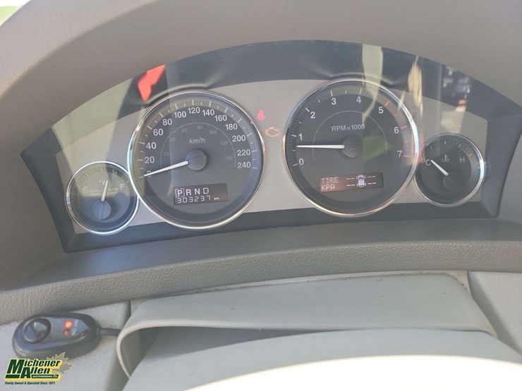 2008-jeep-grand-cherokee-image-16