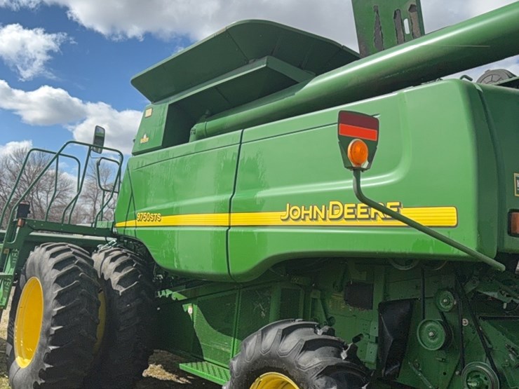 john-deere-9750-image-9