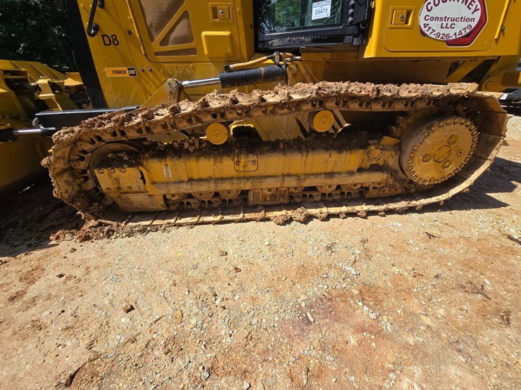 caterpillar-d4-image-34