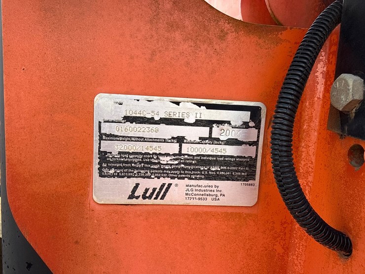 2006-lull-1044c-54-image-16