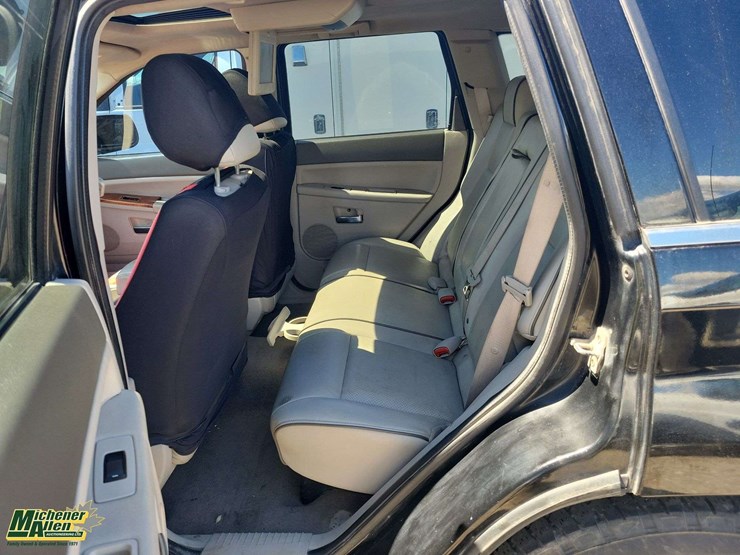 2008-jeep-grand-cherokee-image-26