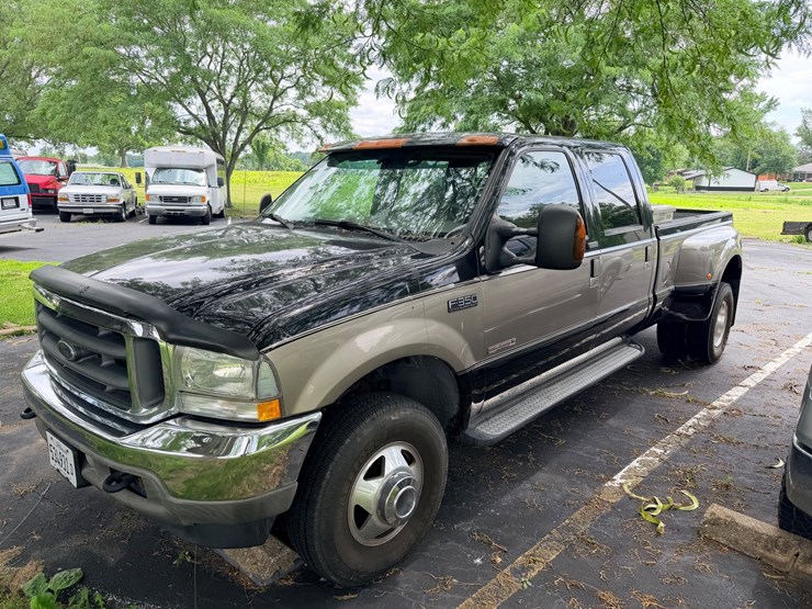 2004-ford-f350-image-2