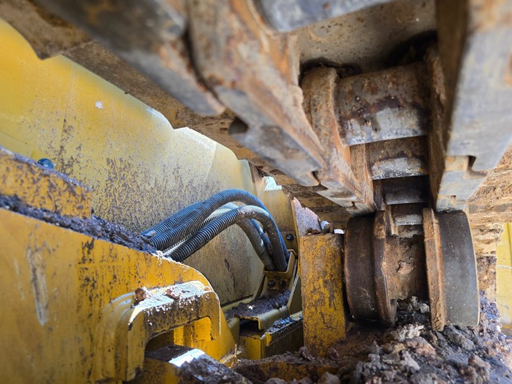 caterpillar-d4-image-49