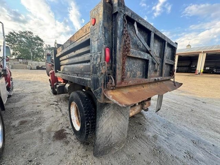 1994-ford-f700-image-7