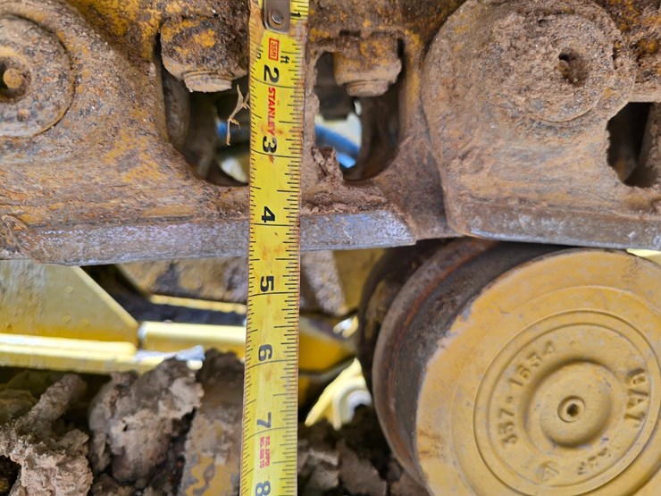 caterpillar-d4-image-38