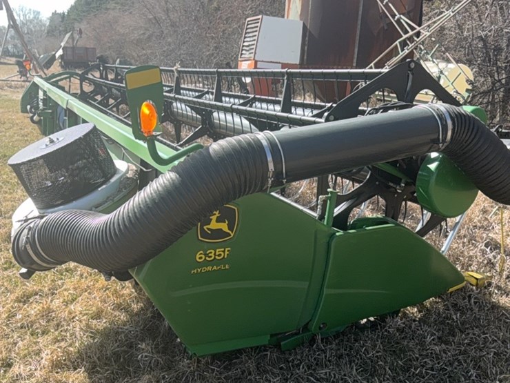 john-deere-635f-image-2