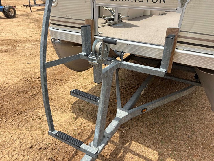 2003-bennington-207fs-20'-pontoon-boat-w/trailer-image-10