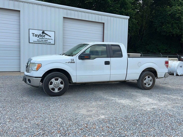2010-ford-f150-image-1