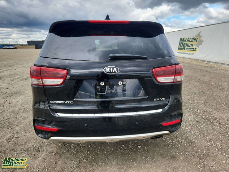 2017-kia-sorento-image-7