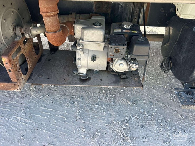 2005-international-durastar-4300-image-17