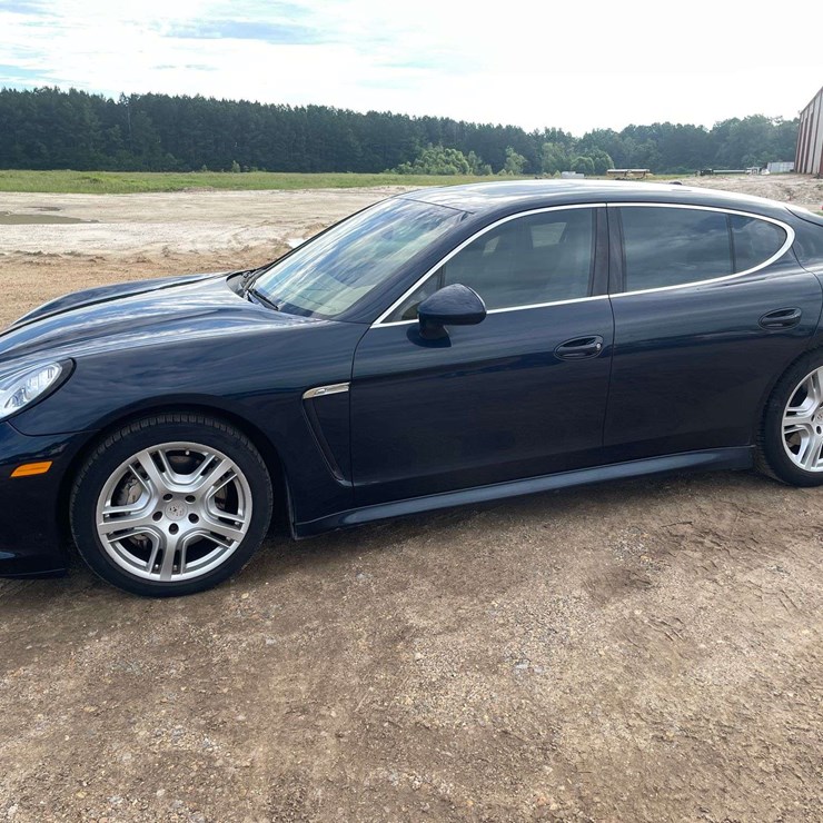 2010 Porsche Panamera S 4 Door Sedan (151,912 Miles)