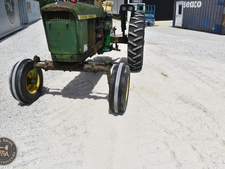 john-deere-3010-image-14