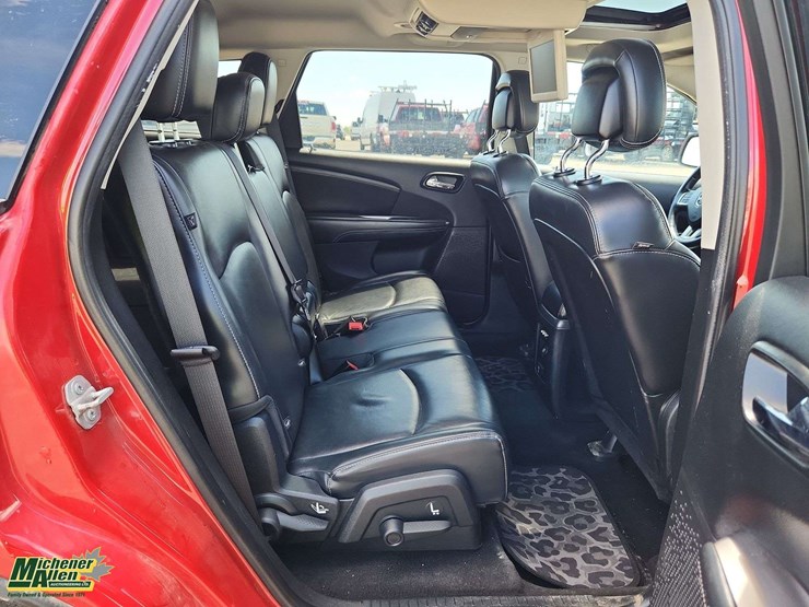 2015-dodge-journey-image-15