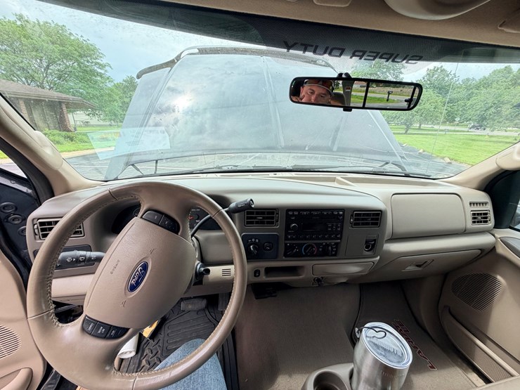 2004-ford-f350-image-41