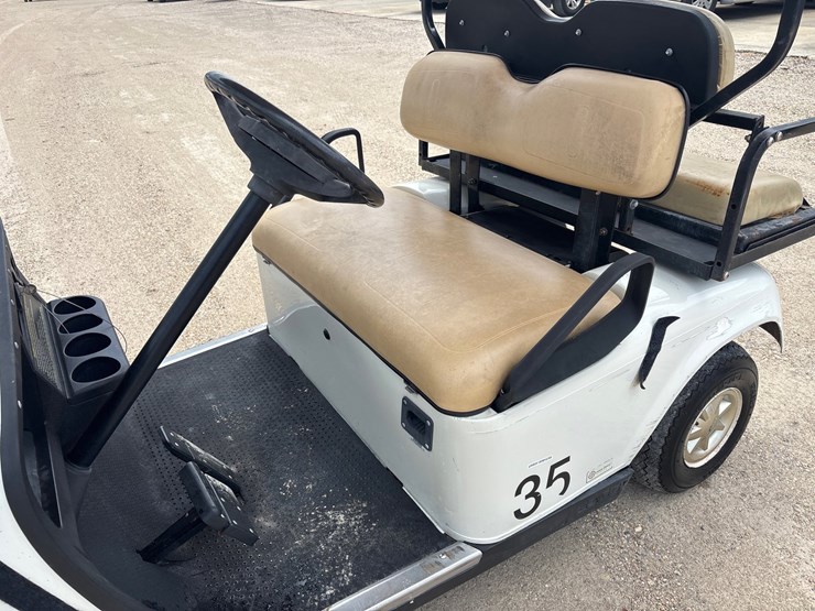 #72-•-ez-go-electric-golf-cart-|-no-title-image-5