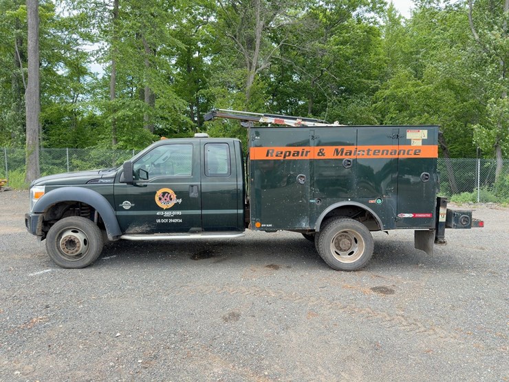 2015-ford-f550-xl-image-2