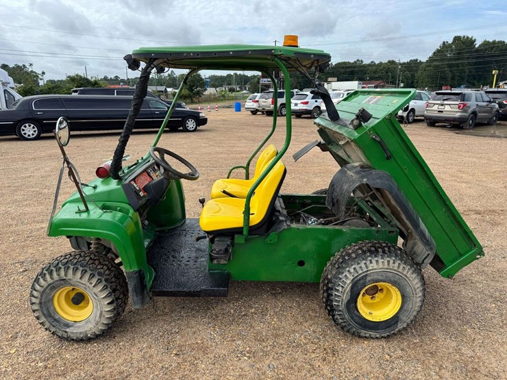 john-deere-gator-image-7