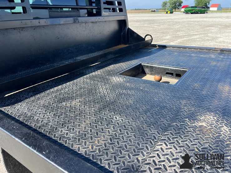 2011-ford-f350-image-14