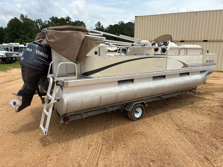 2003-bennington-207fs-20'-pontoon-boat-w/trailer-image-3
