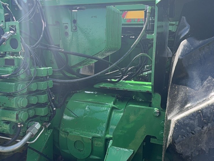 john-deere-9400-image-32