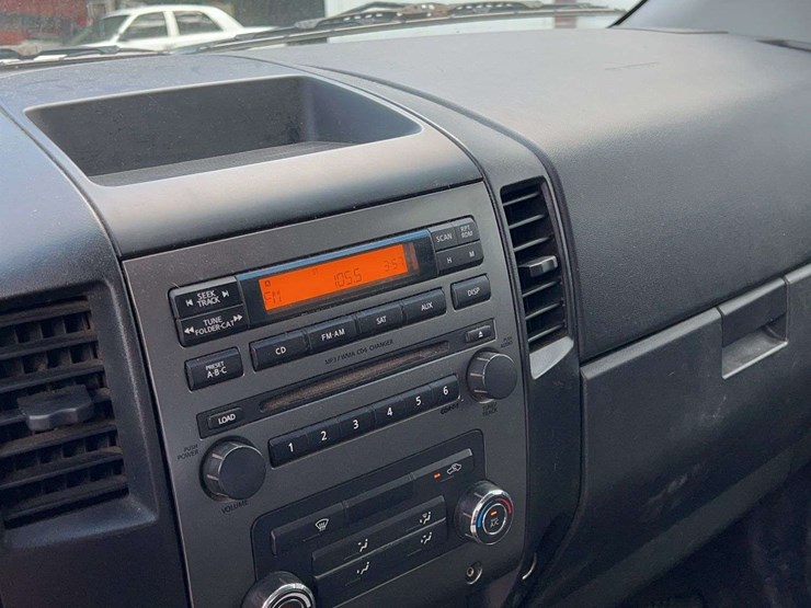 2008-nissan-titan-image-23