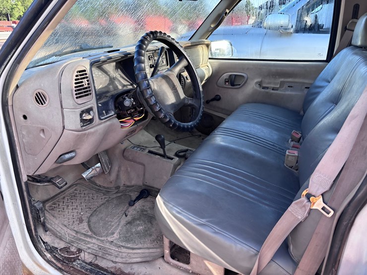 1998-chevrolet-k1500-image-5