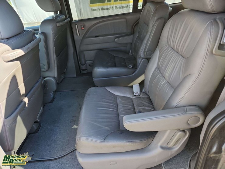 2008-honda-odyssey-image-19