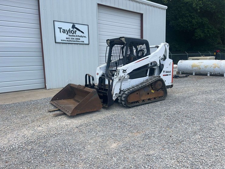 2015-bobcat-t590-image-2