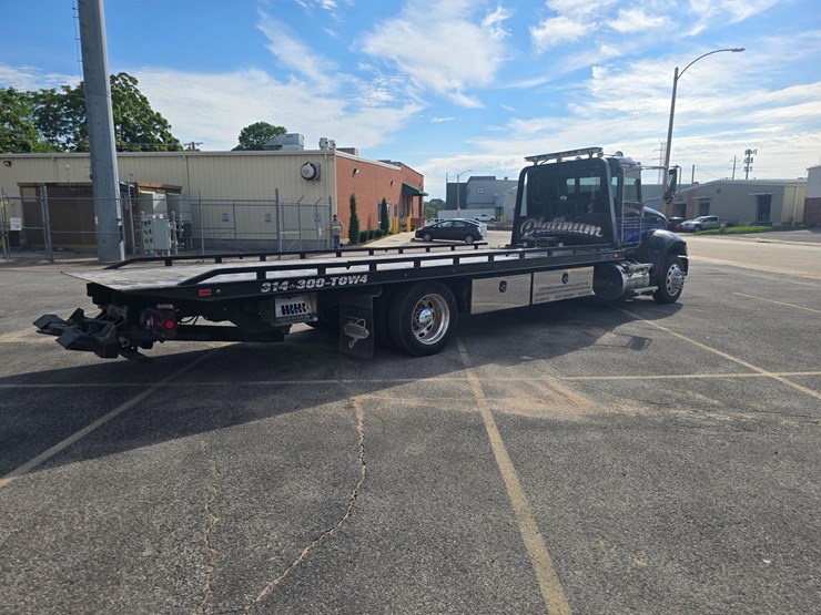 2022-peterbilt-337-image-20