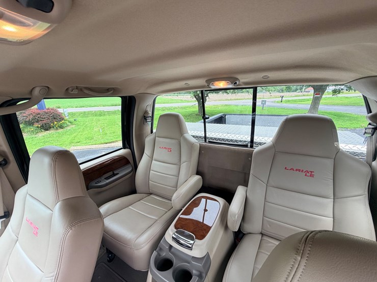 2004-ford-f350-image-34