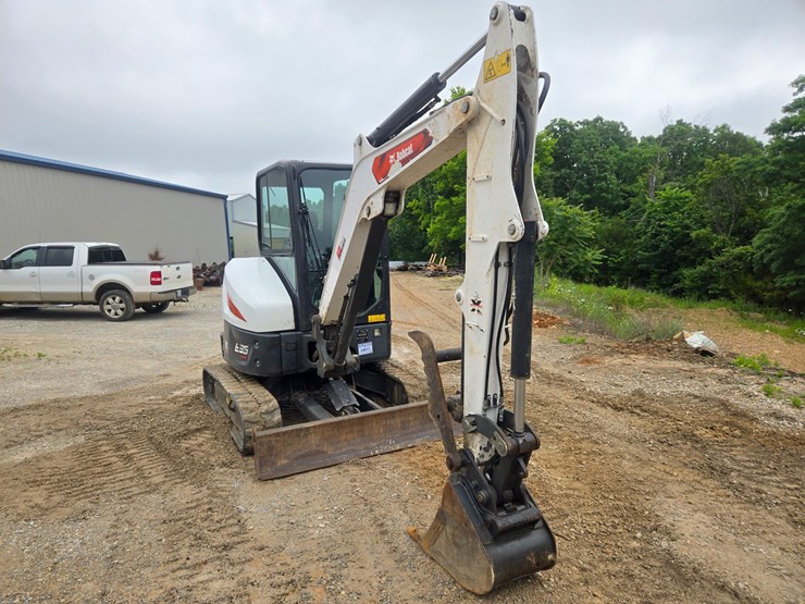 2022-bobcat-e35-image-14
