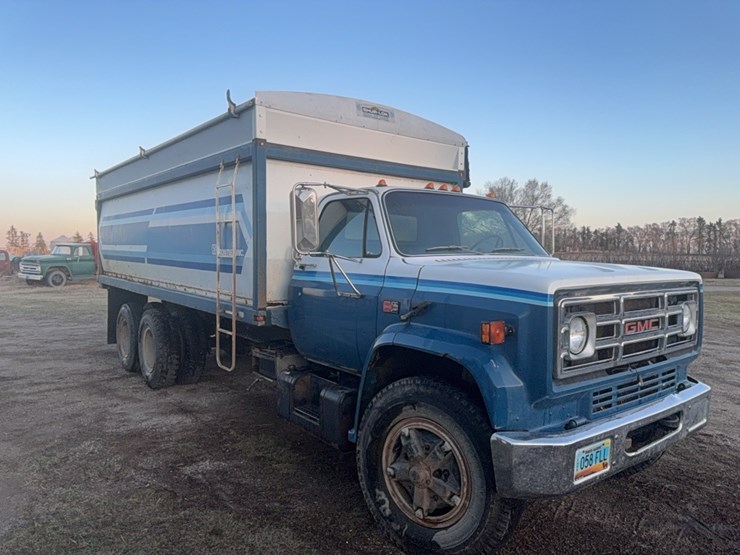 1980-gmc-diesel-tag-tandem-grain-truck,-5+2,-roll-tarp,-sold-as-is-image-20
