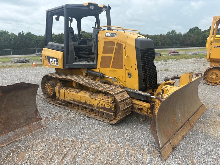 caterpillar-d3k2-xl-image-2