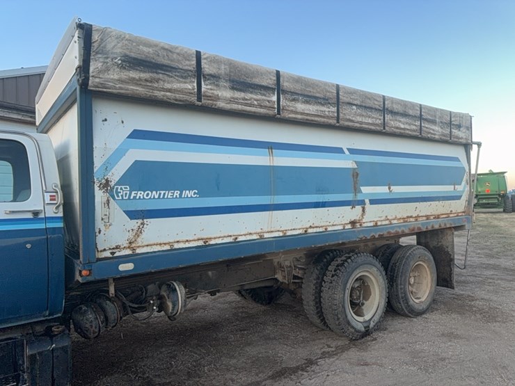 1980-gmc-diesel-tag-tandem-grain-truck,-5+2,-roll-tarp,-sold-as-is-image-5