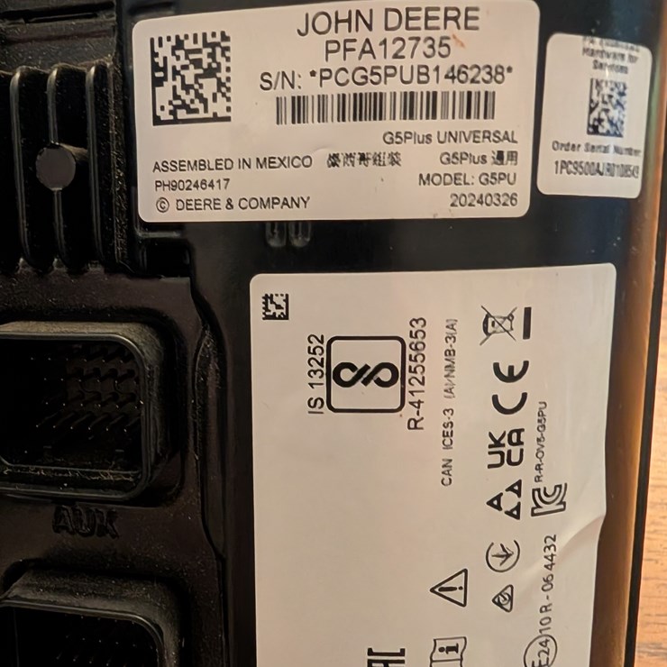 John Deere G5 plus Universal Display. A high definition 12.8-in touch screen monitor to support advanced precision agriculture tasks like Auto track guidance, automated documentation and section control.