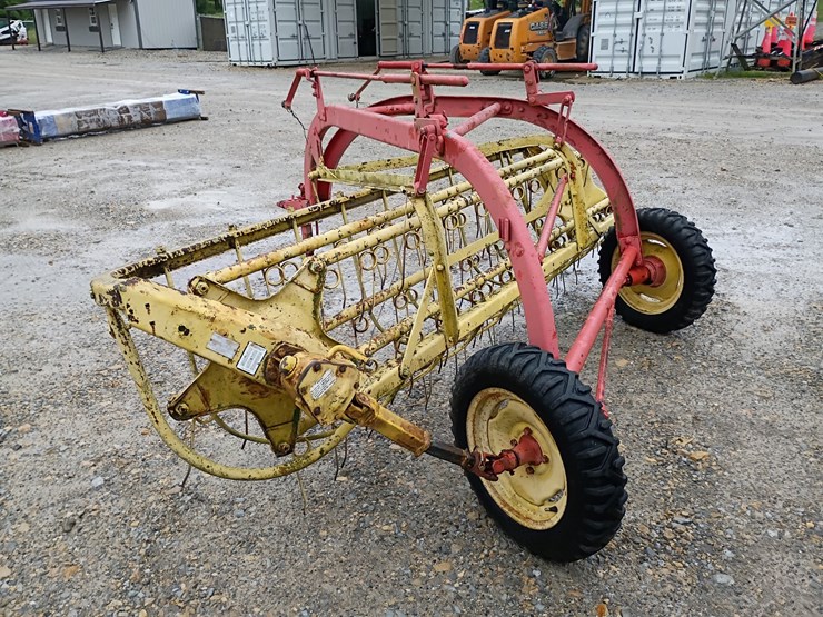 new-holland-256-image-4