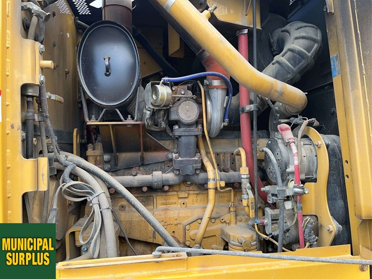 2009-caterpillar-140m-image-24