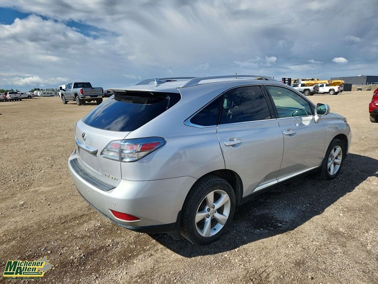 2010-lexus-rx350-image-4