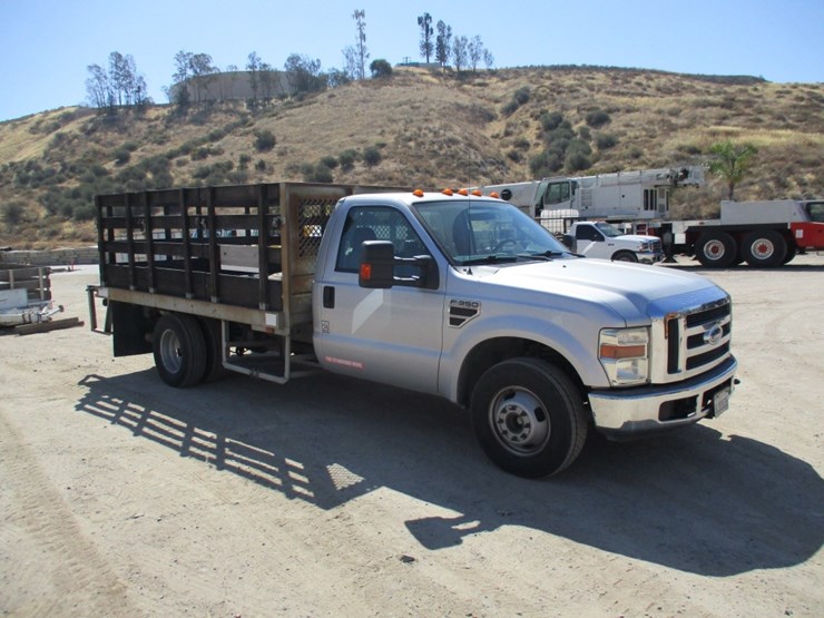 2008-ford-f350-xlt-image-2