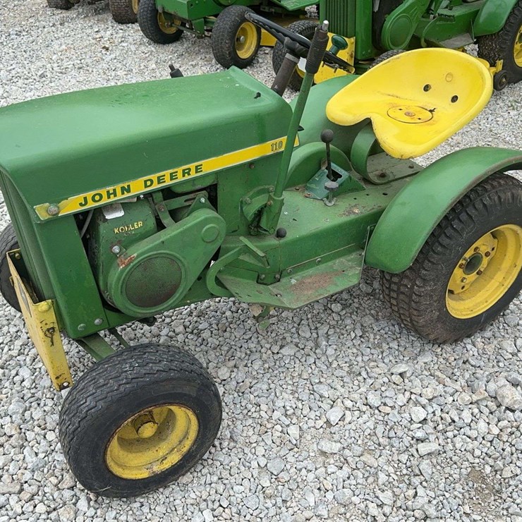 1968 JOHN DEERE 110