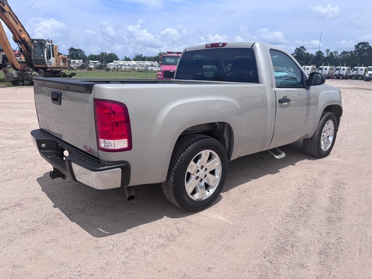 2007-chevrolet-silverado-1500-image-3