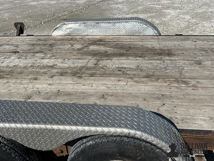 2012-pj-flatbed-image-13