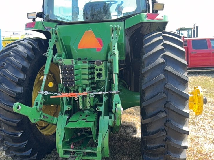 john-deere-8100-image-17