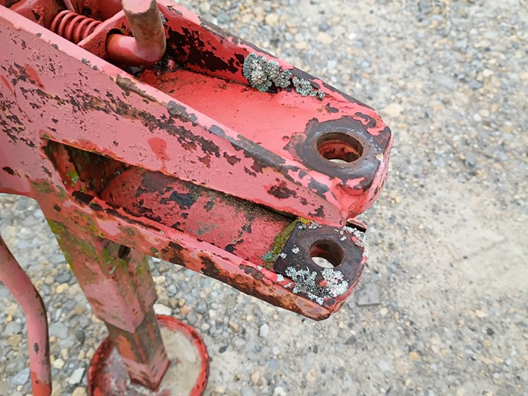 new-holland-256-image-9