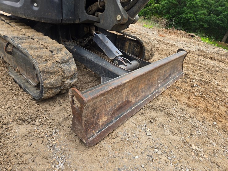 2022-bobcat-e35-image-48