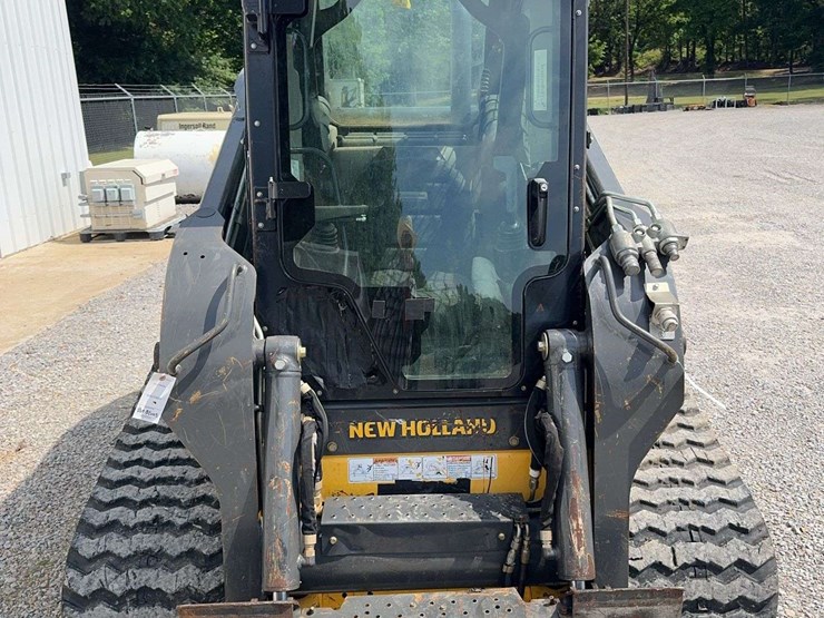 new-holland-c332-image-8