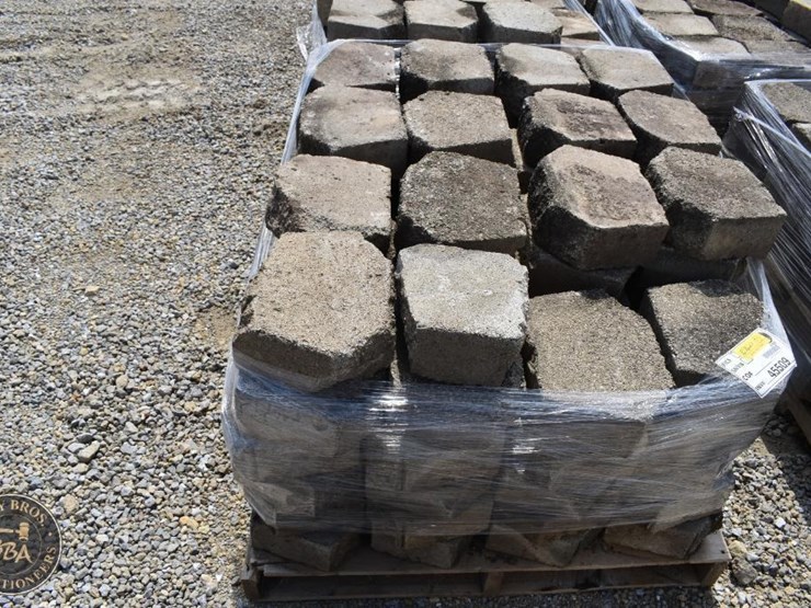 landscape-retaining-wall-block-45509-image-2