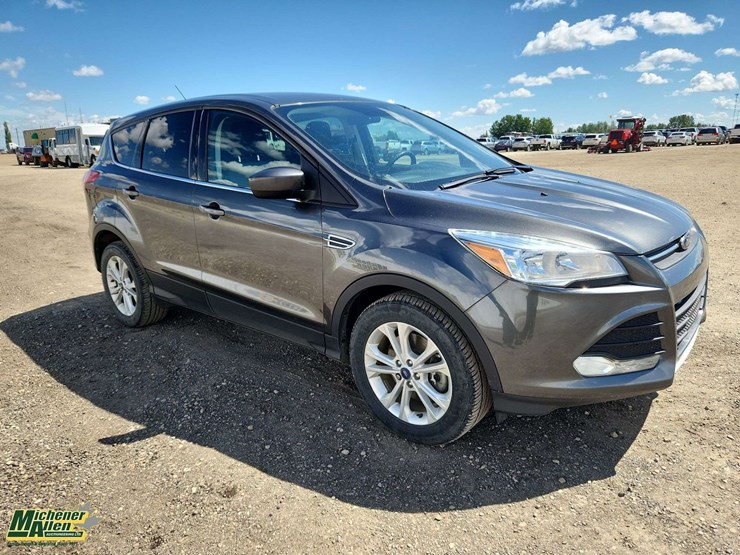 2016-ford-escape-image-2