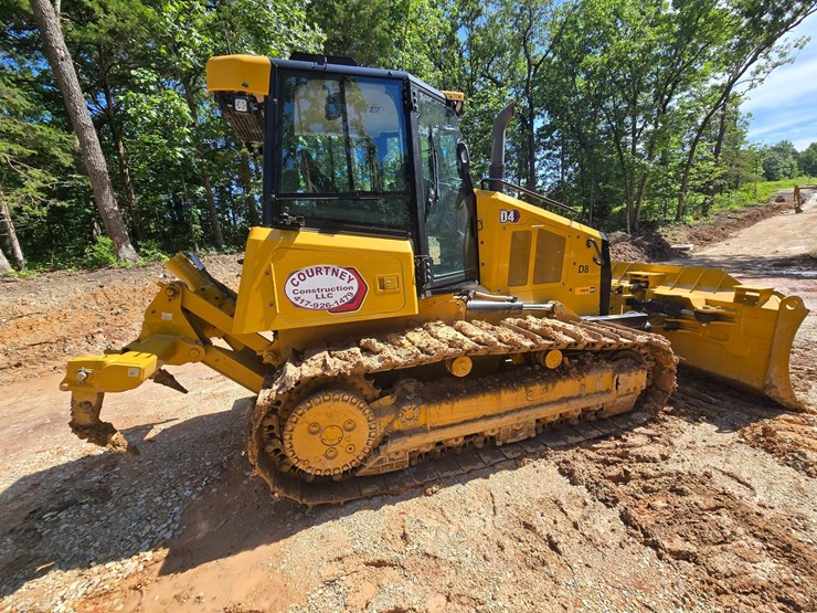 caterpillar-d4-image-16